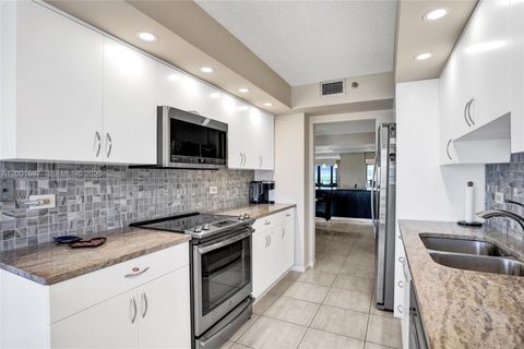 Tiny photo for 1201 S Ocean Dr #604N, Hollywood, FL 33019 (MLS # A12001597)