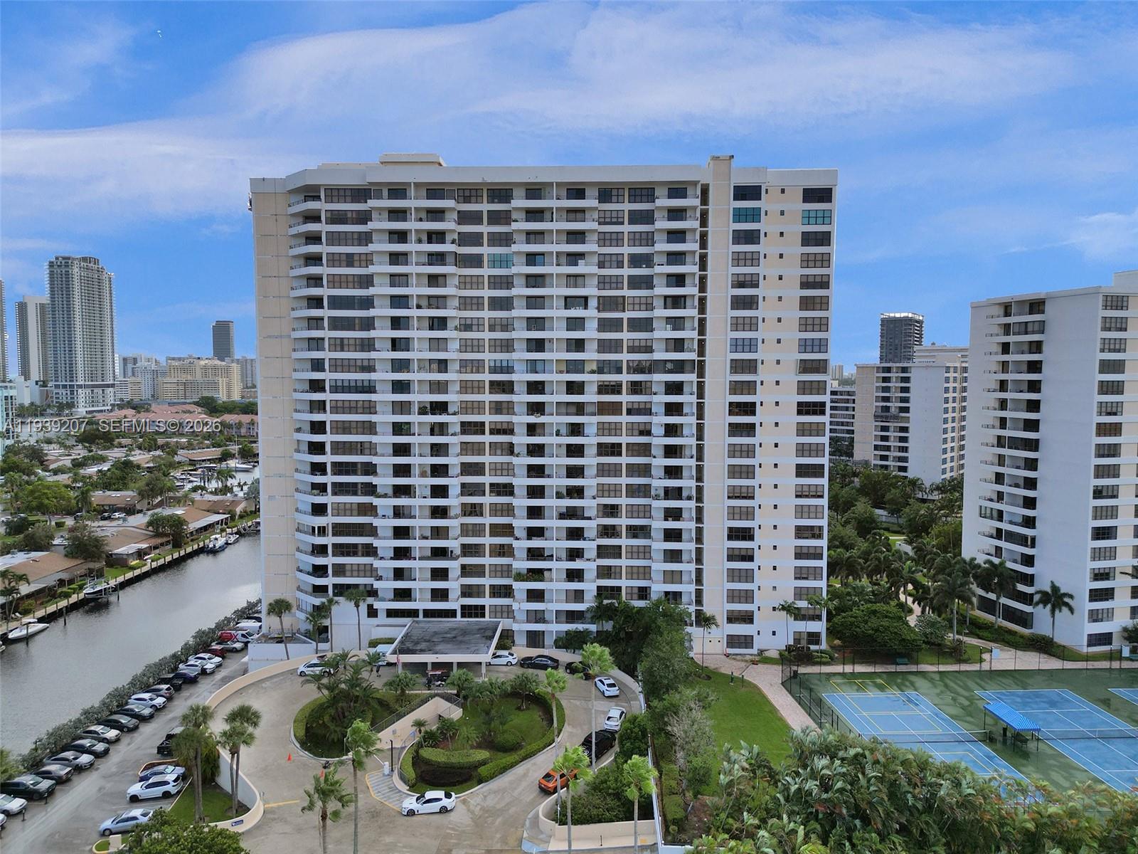 OLYMPUS CONDO PHASE - Residential