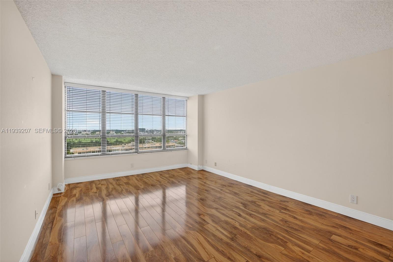 OLYMPUS CONDO PHASE - Residential