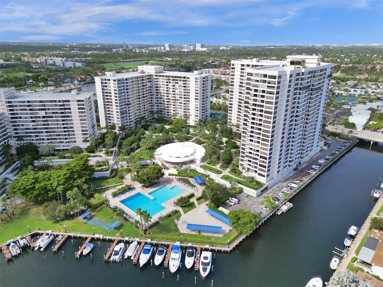 OLYMPUS CONDO PHASE - Residential