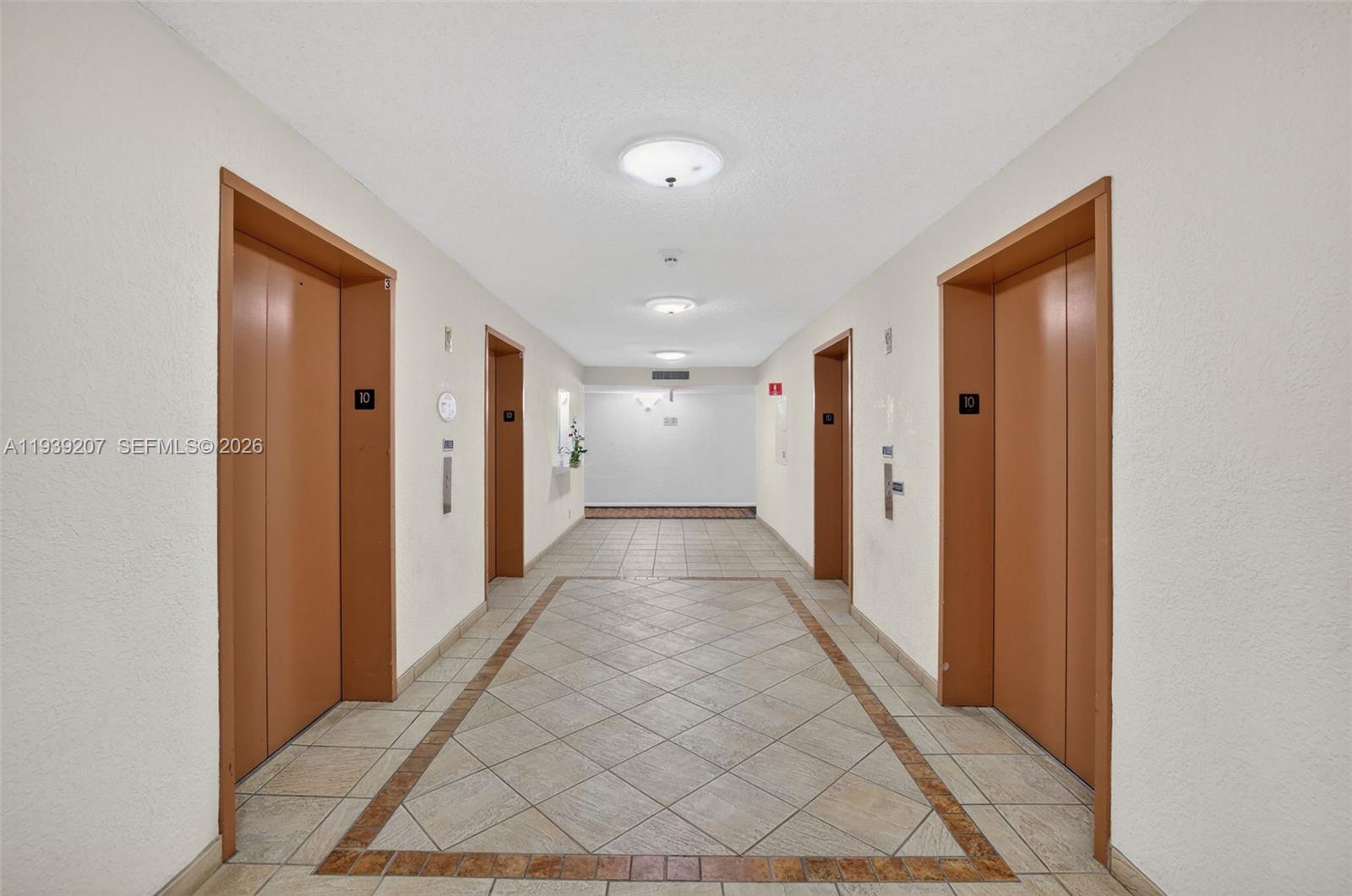 OLYMPUS CONDO PHASE - Residential