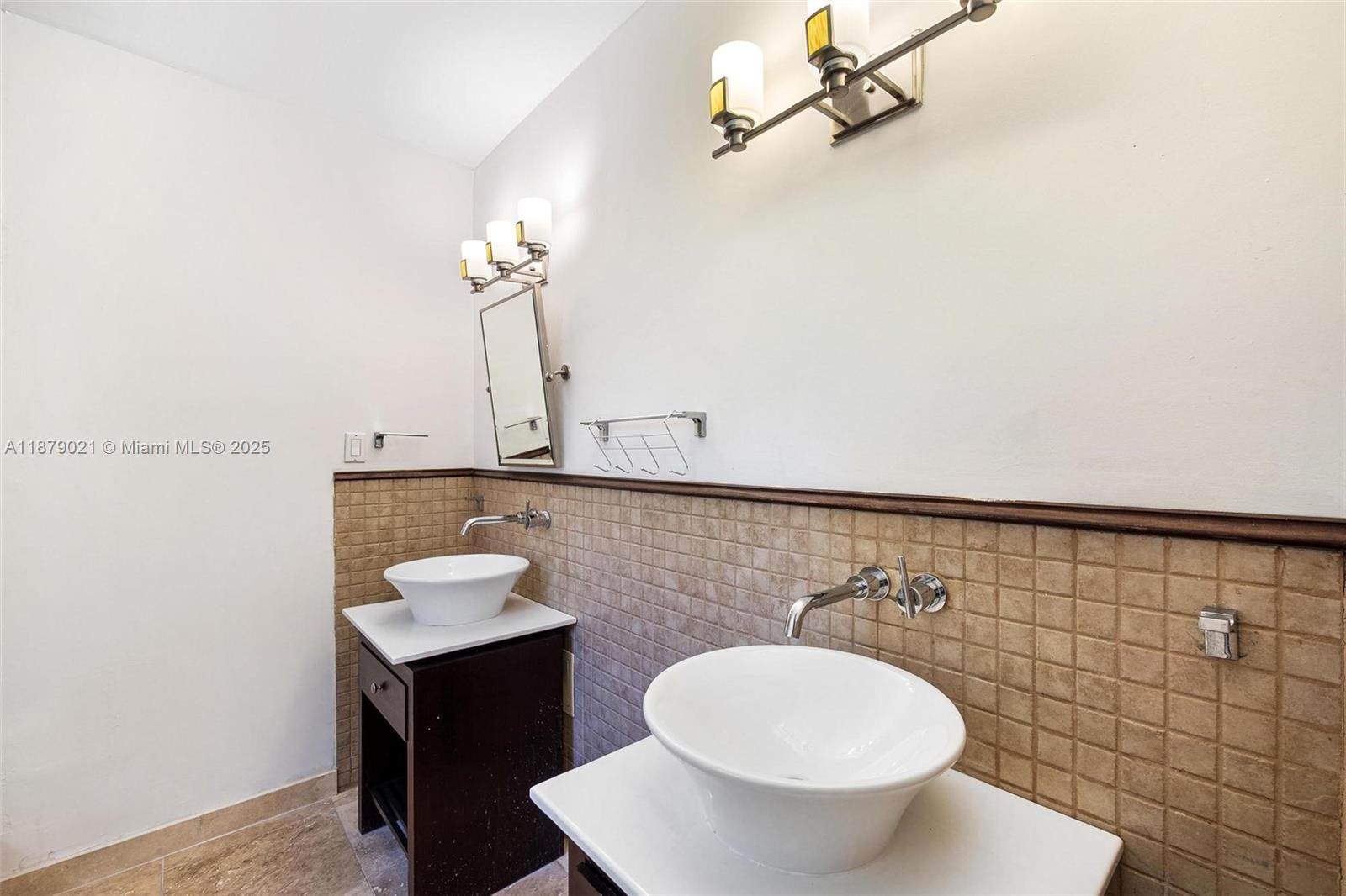 BRENDA ESTATES - Residential Lease