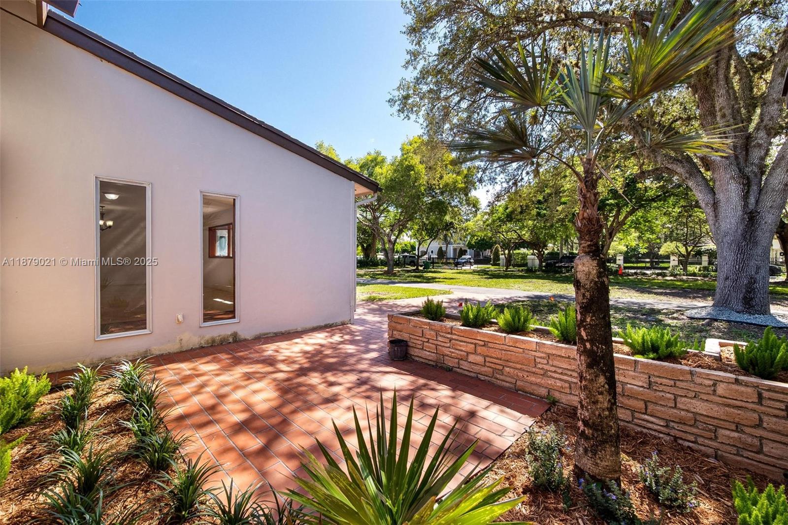 BRENDA ESTATES - Residential Lease