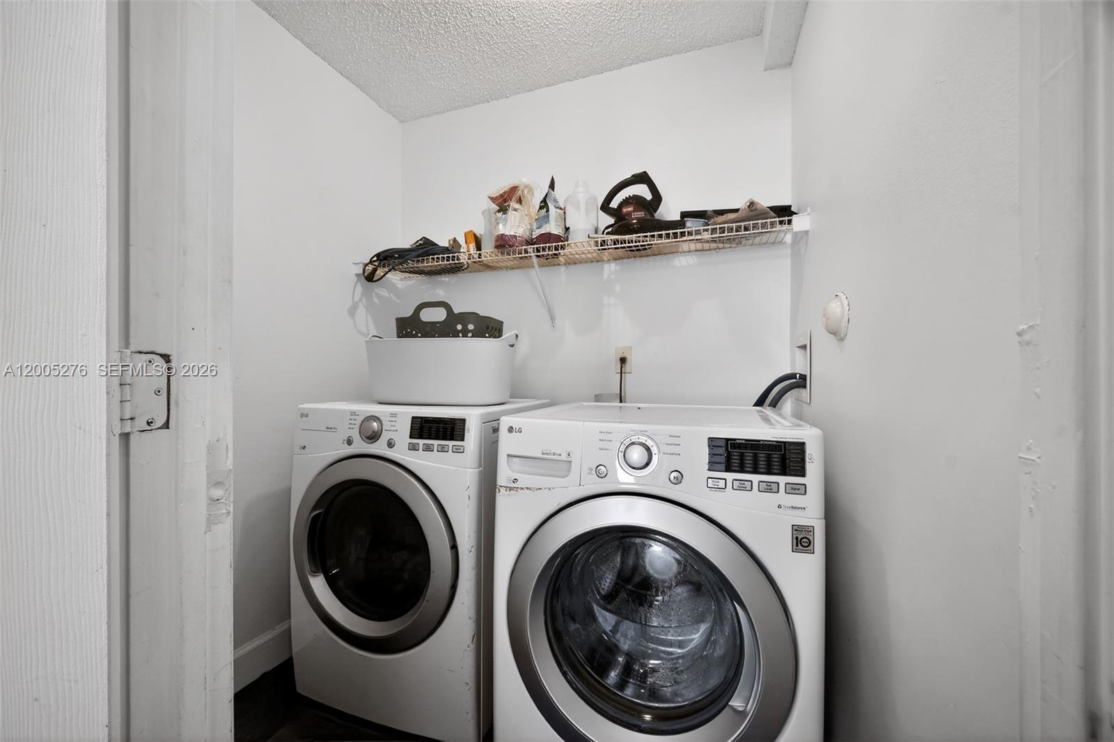 PEMBROKE SPRINGS PLAT - Residential