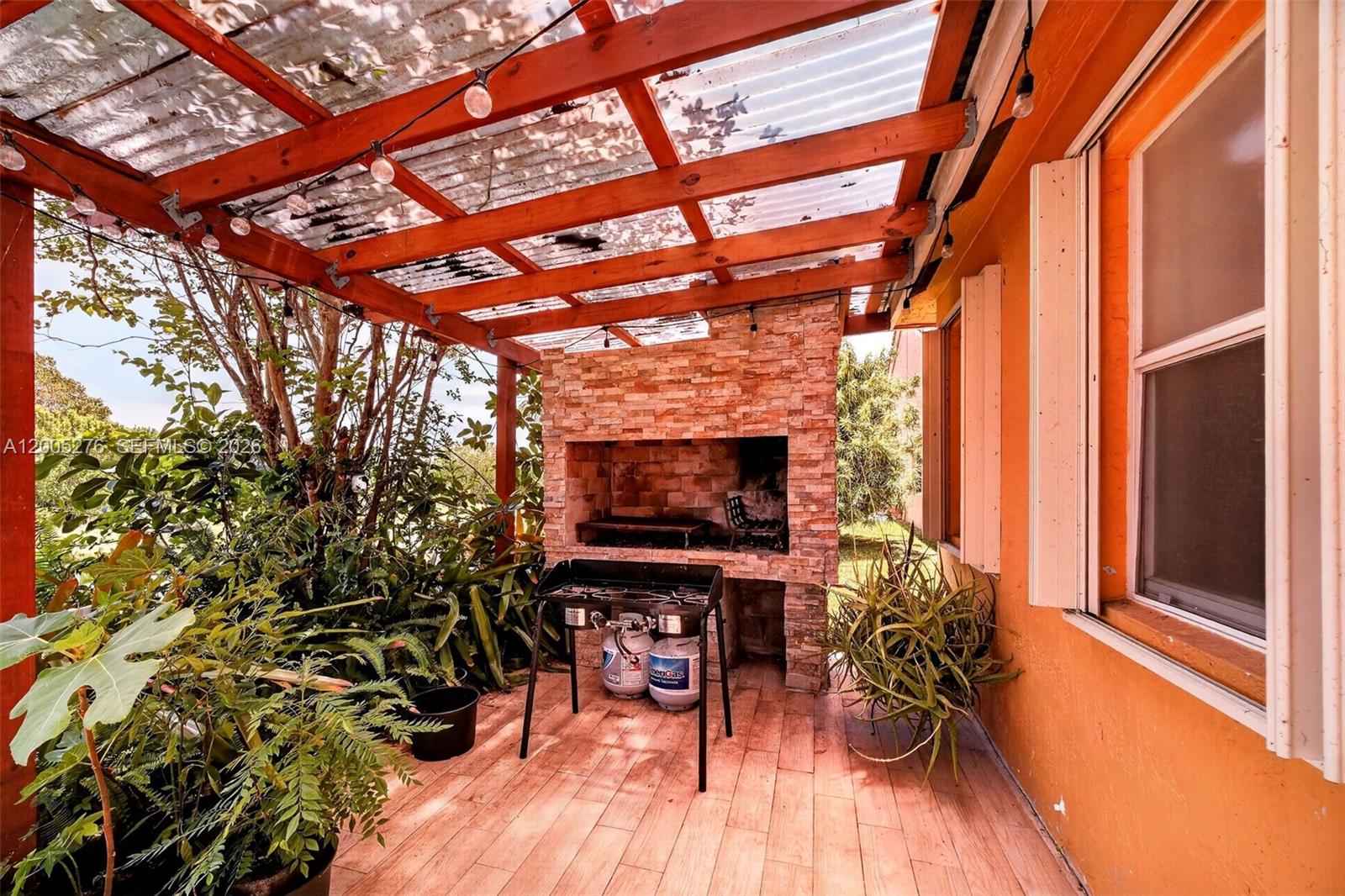 PEMBROKE SPRINGS PLAT - Residential