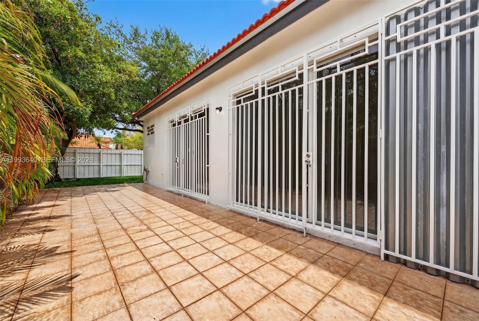 GENESIS ESTATES - Residential