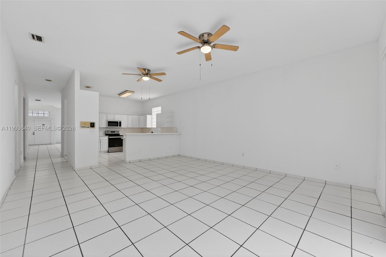 GENESIS ESTATES - Residential