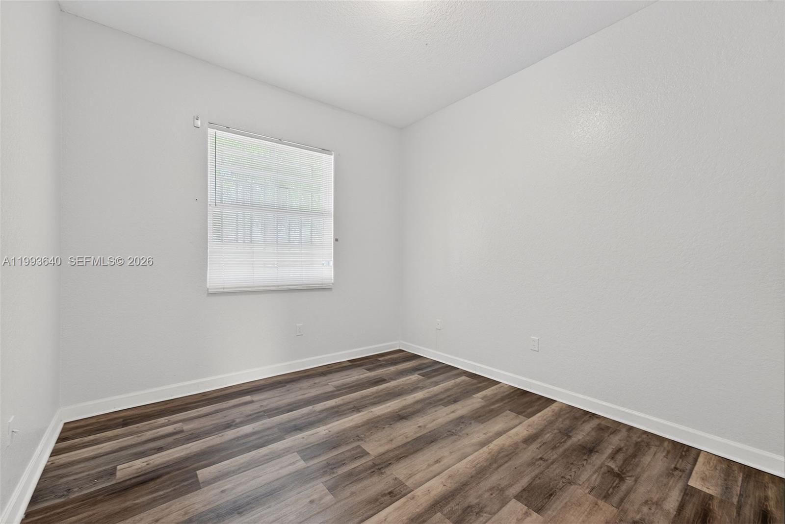 GENESIS ESTATES - Residential