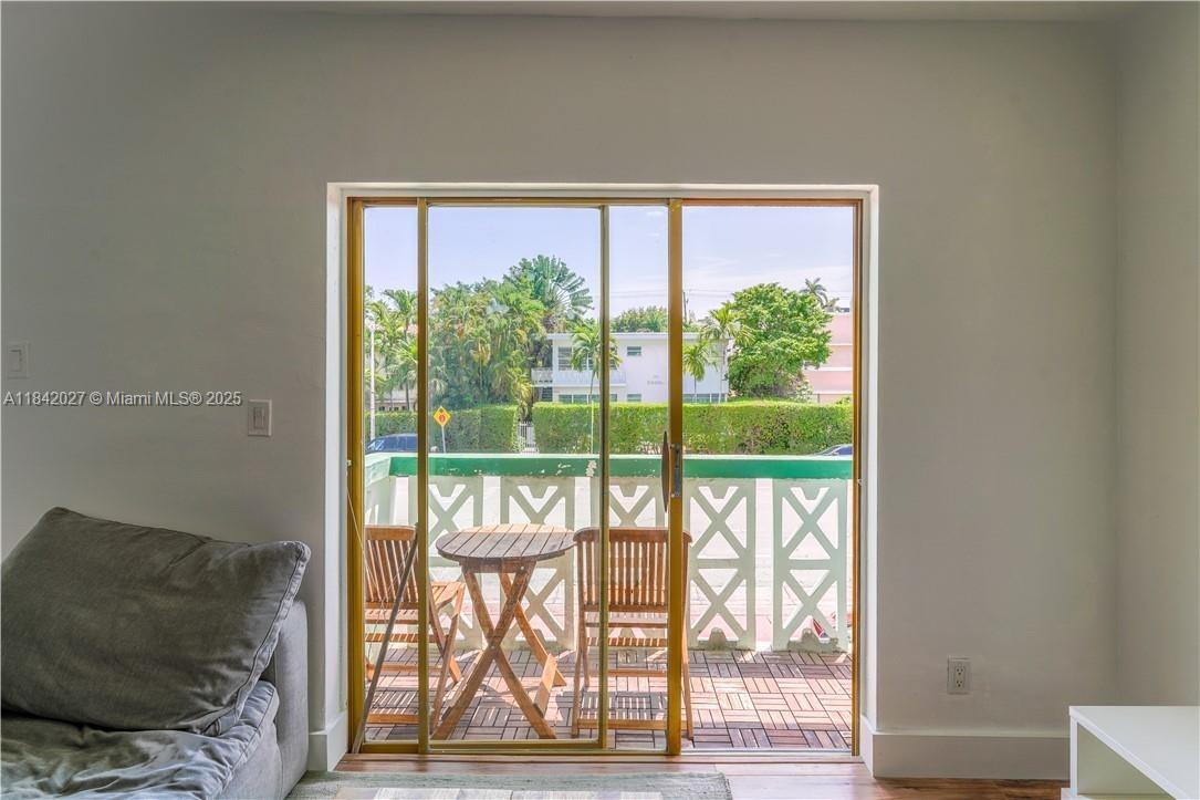 EAST BREEZE CONDOMINIUM - Residential