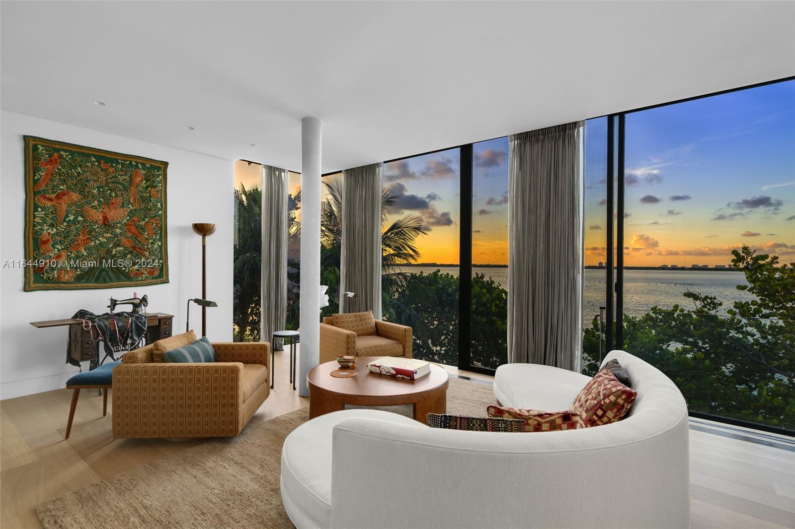 DI LIDO ISLAND - Residential