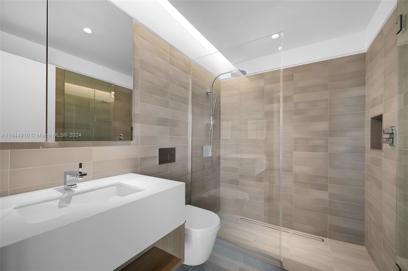 DI LIDO ISLAND - Residential