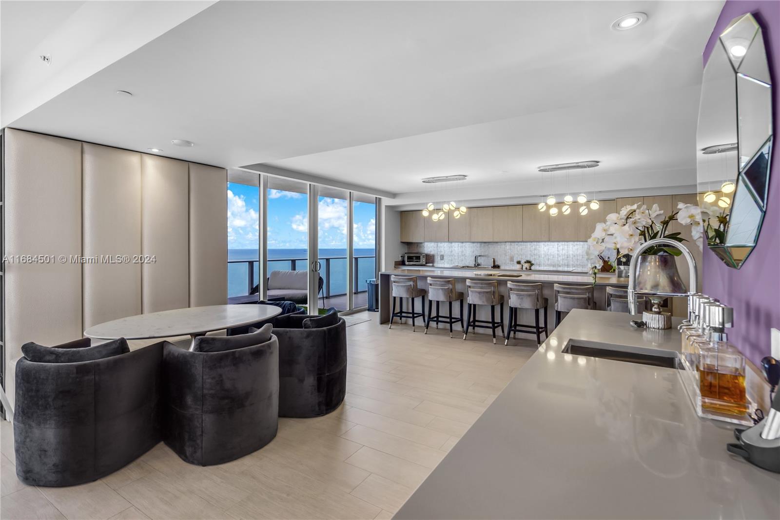 4010 SOUTH OCEAN CONDO - Residential Lease