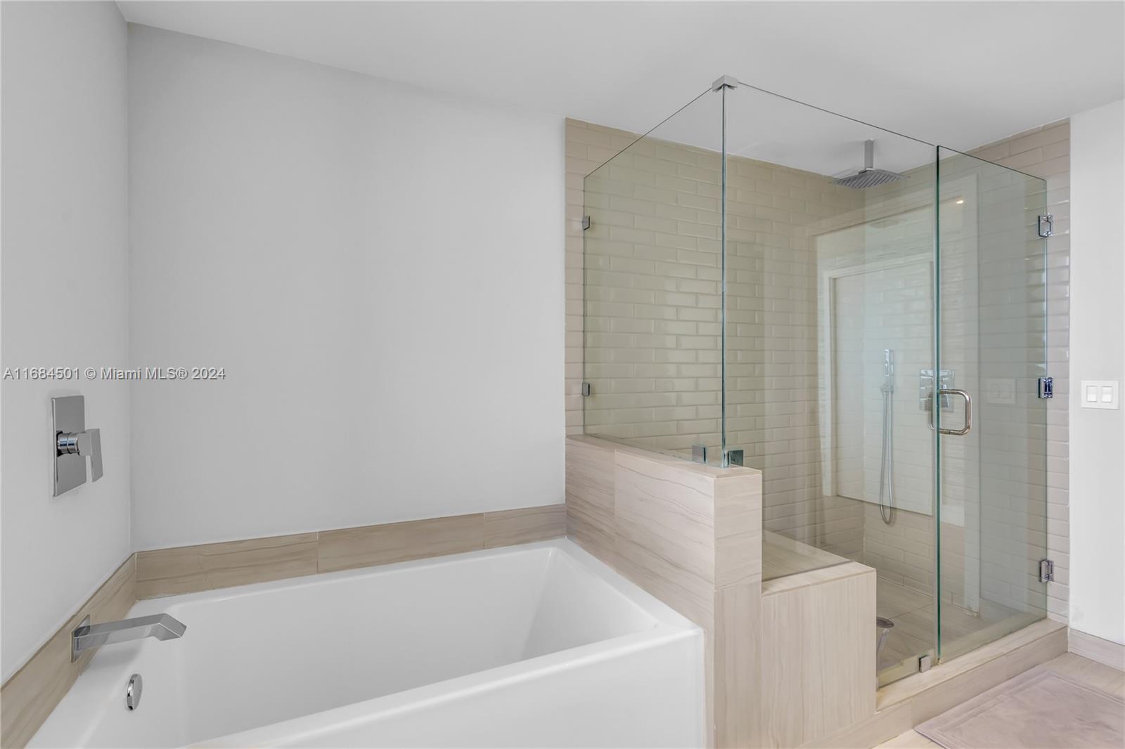4010 SOUTH OCEAN CONDO - Residential Lease