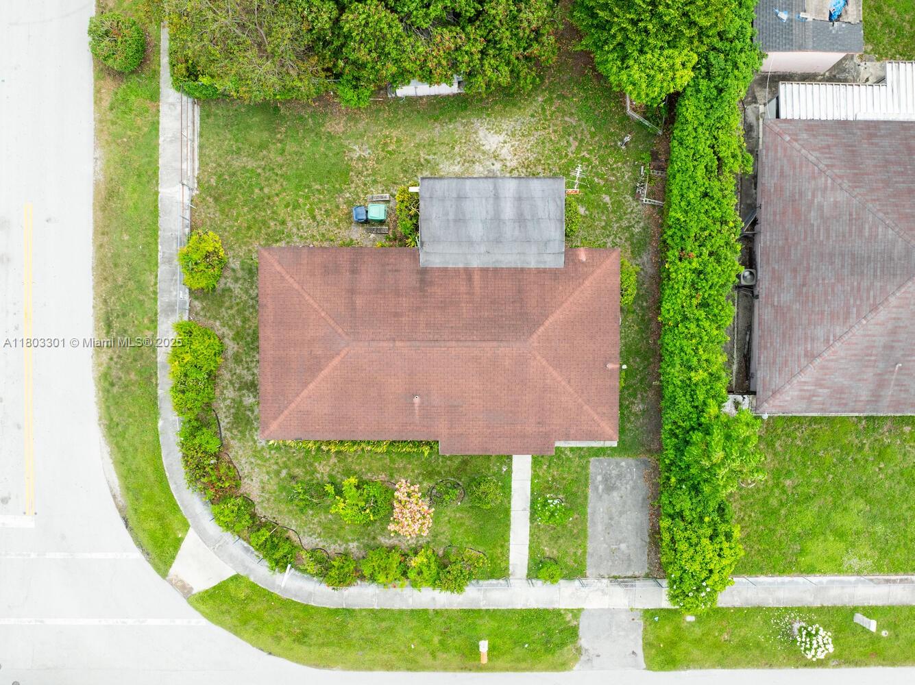 LOS ANGELES ESTATES SEC 3 - Residential