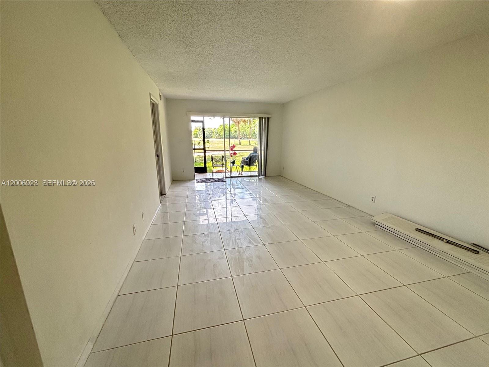 8060 Fairview Dr 101