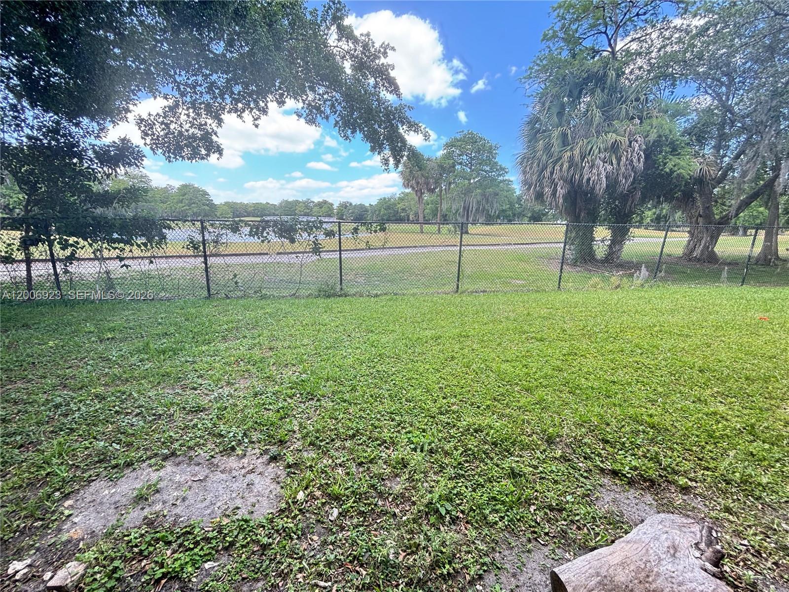 VERSAILLES GARDENS CONDO - Residential