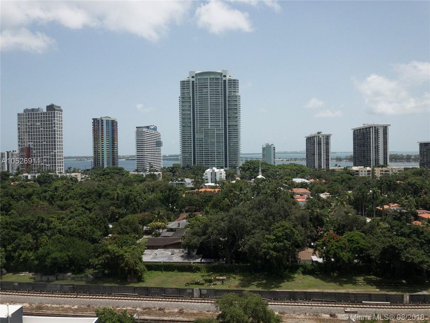 GORGEOUS 2 BEDROOM AND 2 BATHROOM PENTHOUSE LOCATED IN BRICKELL WITH AN UNOBSTRUCTED VIEW TO THE CITY AND WATER. INCLUDES STAINLESS STEEL APPLIANCES, IMPACT WINDOWS AND STORAGE ON THE SAME FLOOR WITH A/C. POOL AND GYM TO ENJOY AT A WELL-MAINTAINED BUILDING. CLOSE TO I-95.