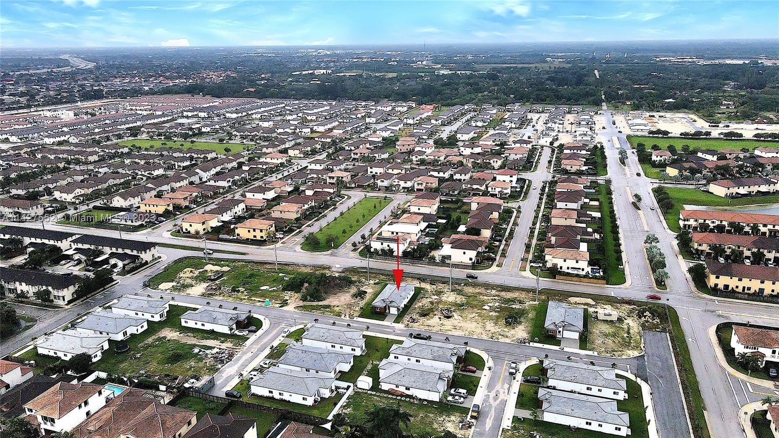 LUXOR HOMES - Residential Lease