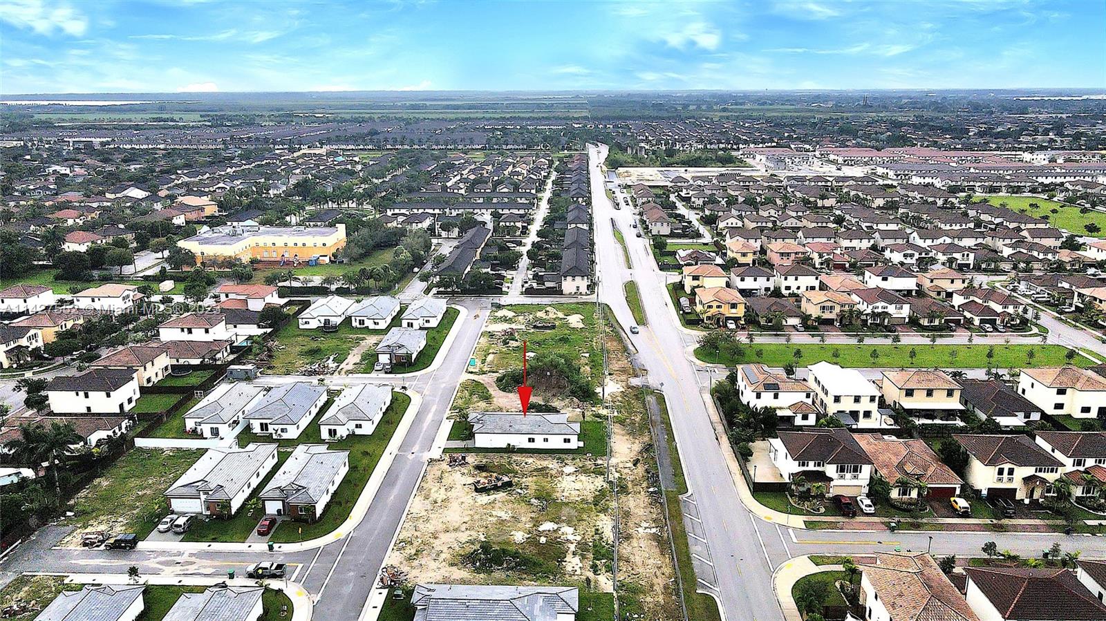 LUXOR HOMES - Residential Lease