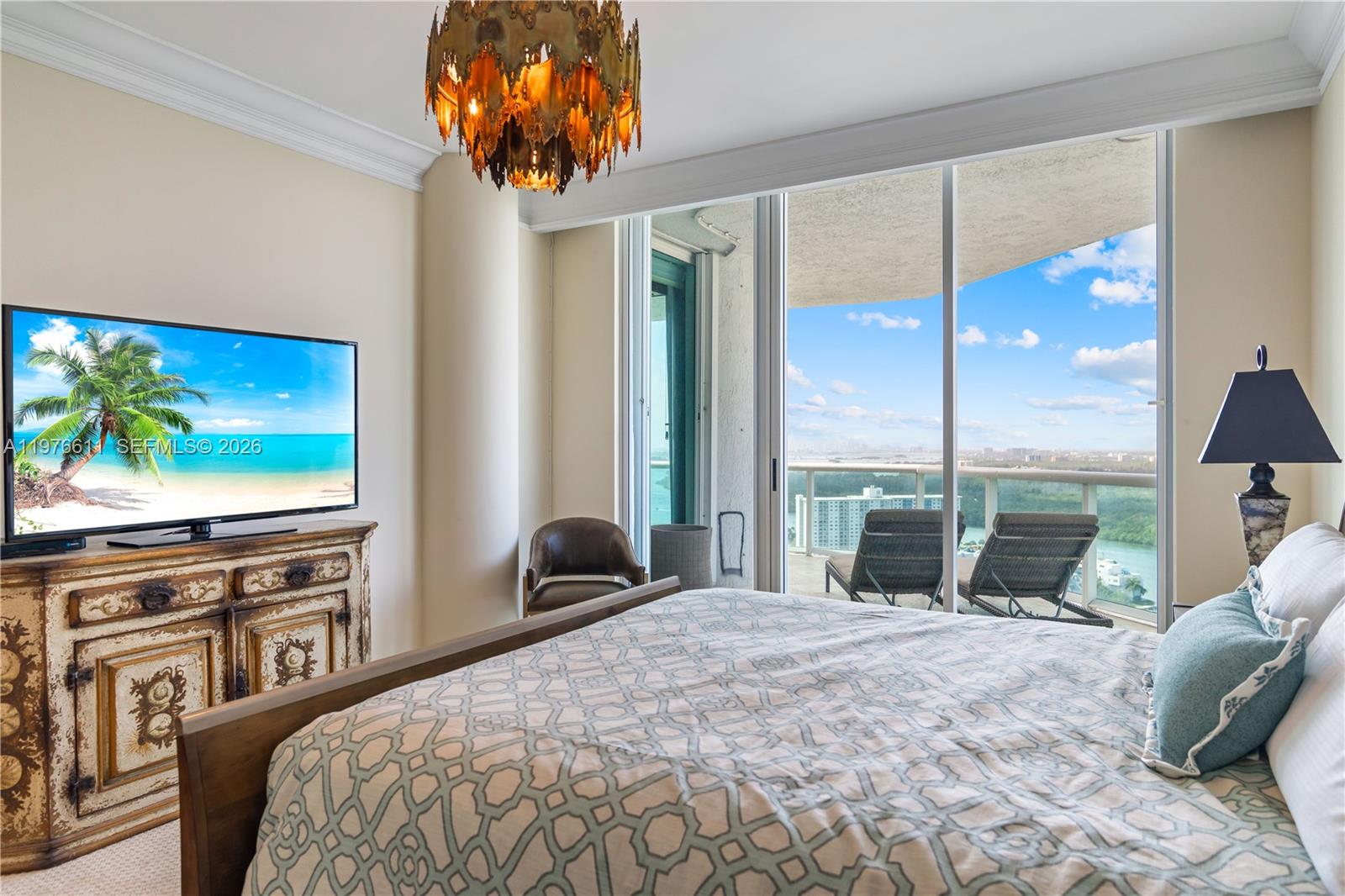 OCEANIA V CONDO - Residential