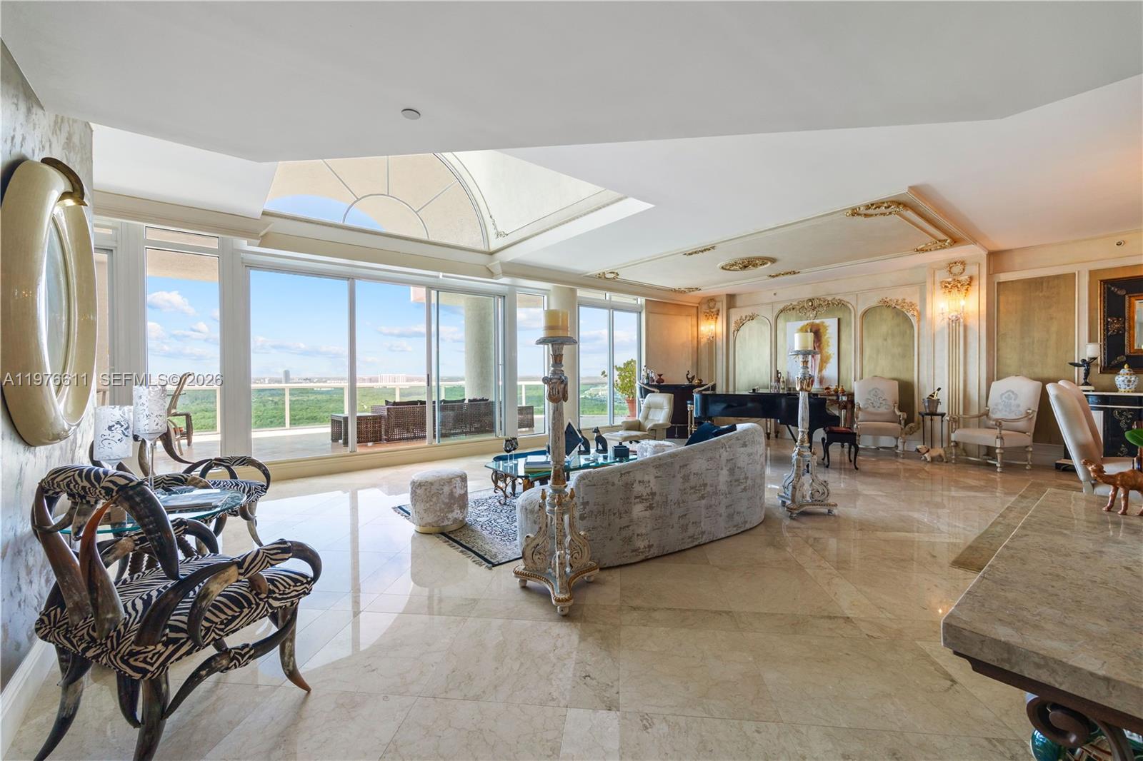 OCEANIA V CONDO - Residential