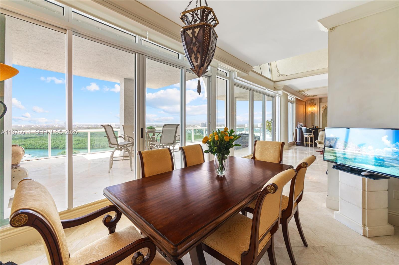 OCEANIA V CONDO - Residential