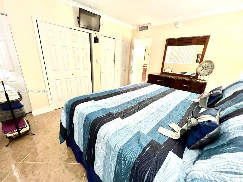 TIDES ON HOLLYWOOD BEACH - Residential