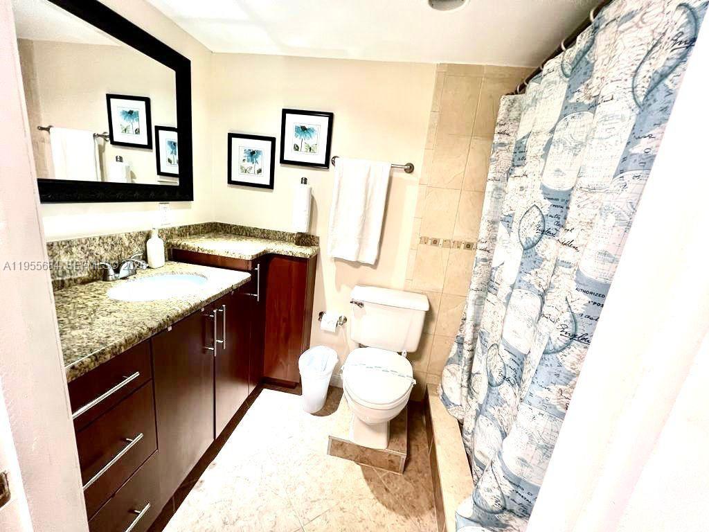 TIDES ON HOLLYWOOD BEACH - Residential