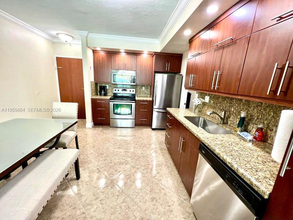 TIDES ON HOLLYWOOD BEACH - Residential