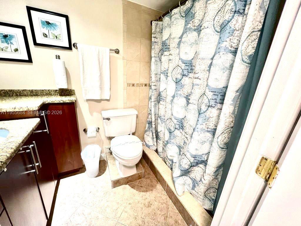 TIDES ON HOLLYWOOD BEACH - Residential