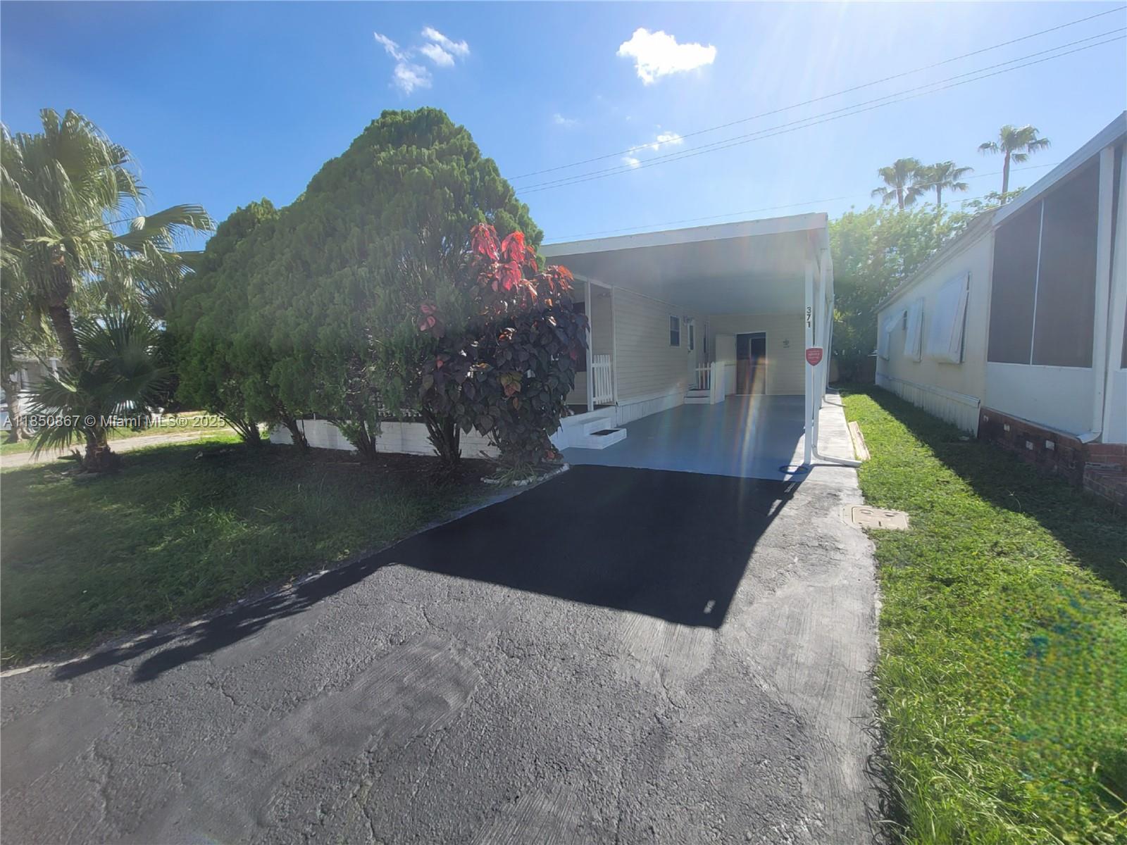 371 NW 135th Way