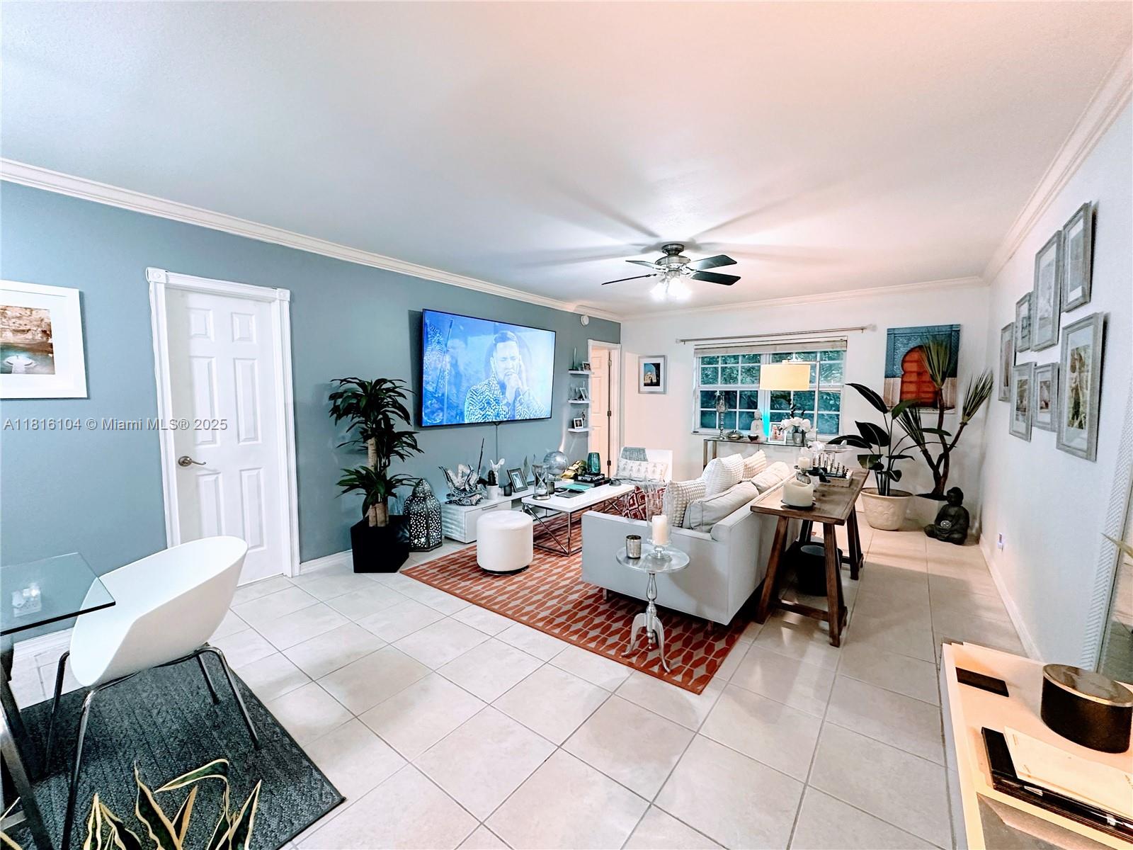 2424 Se 17th St B307, Fort Lauderdale, Broward County, Florida - 1 Bedrooms  
1 Bathrooms - 