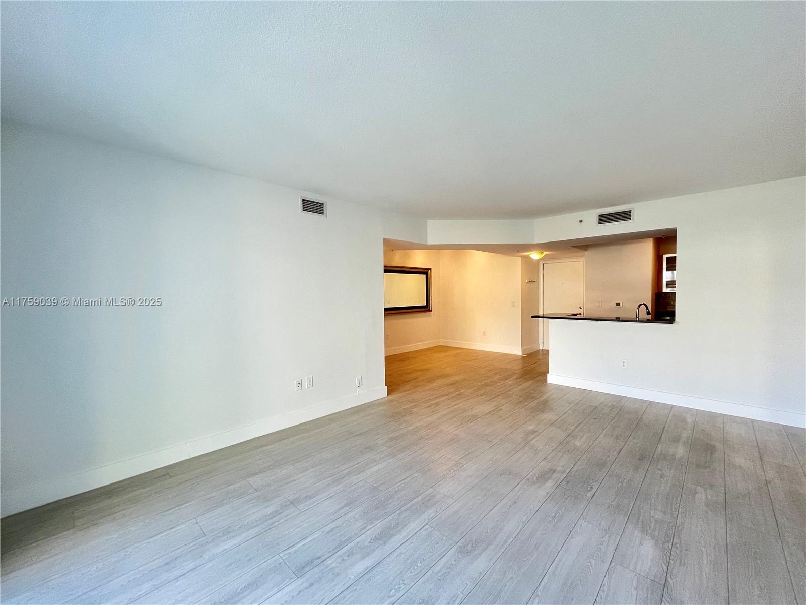 Rental Property at 2775 Ne 187th St 326, Aventura, Miami-Dade County, Florida - Bedrooms: 2 
Bathrooms: 2  - $3,000 MO.