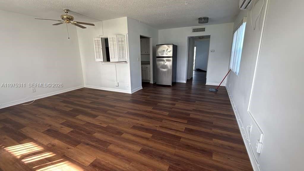 Photo of 104 E Easthampton E #104, West Palm Beach, FL 33417 (MLS # A11975311)