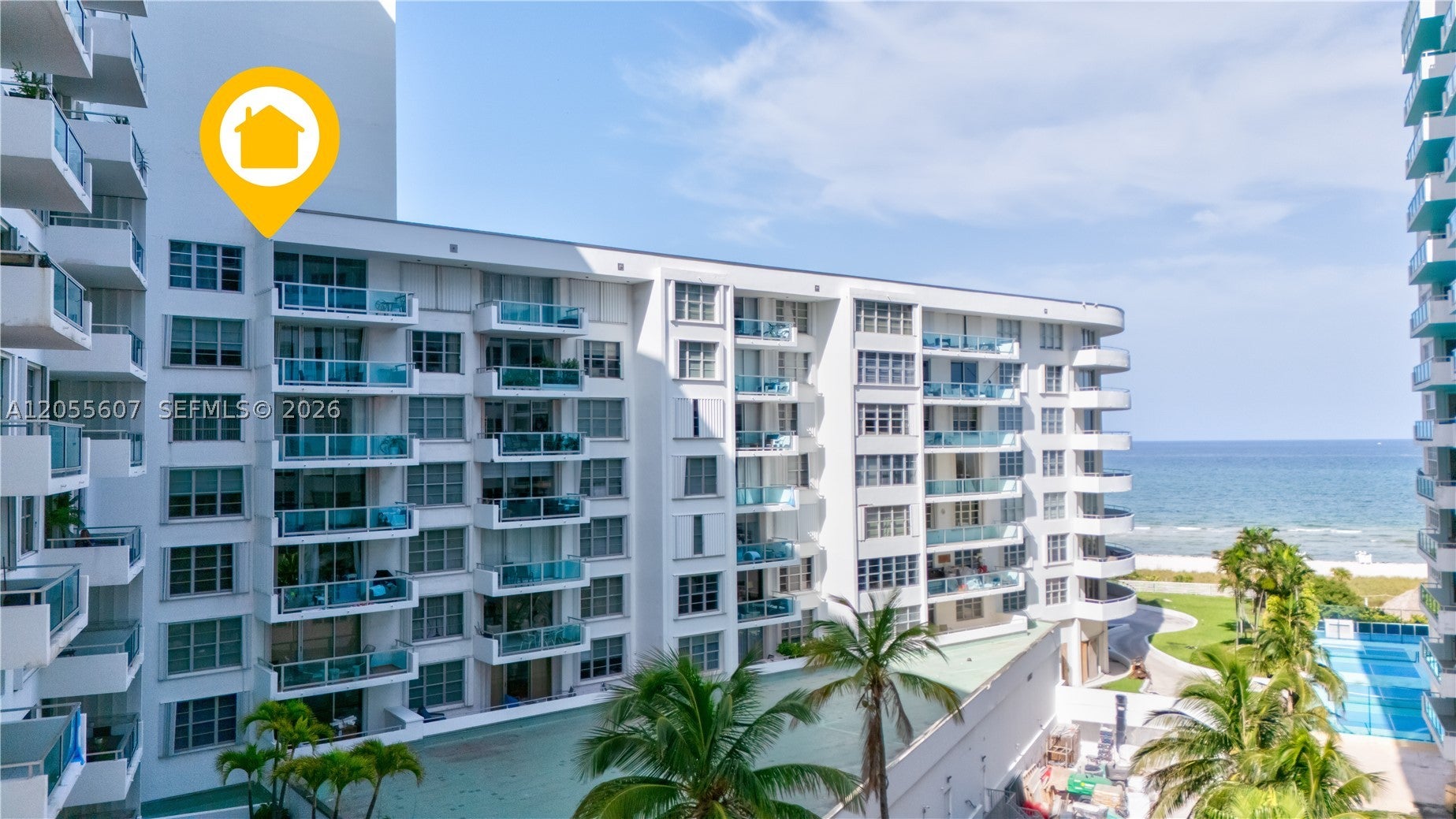5151 Collins Ave 1027