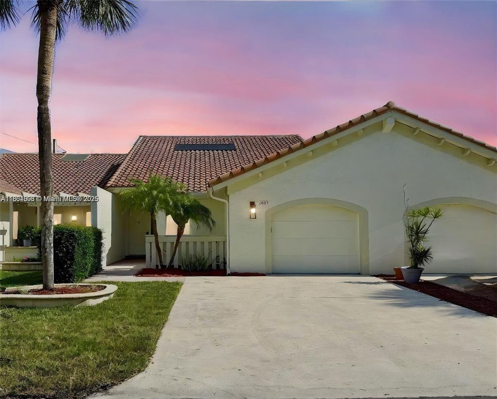 Photo of 6953 Barbarossa St, Boca Raton, FL 33433 (MLS # A11861003)