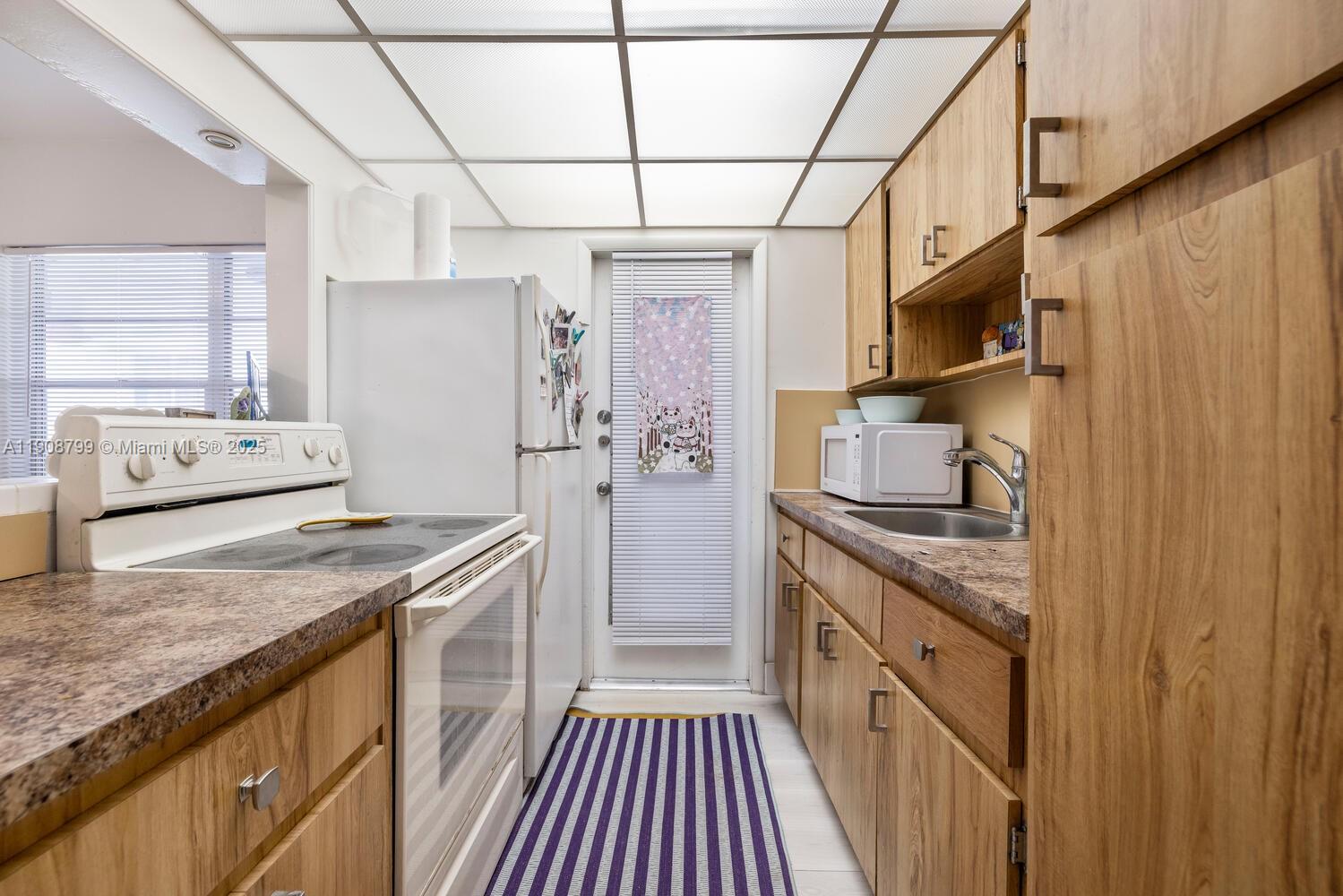 9140 COLLINS AVE CONDO - Residential