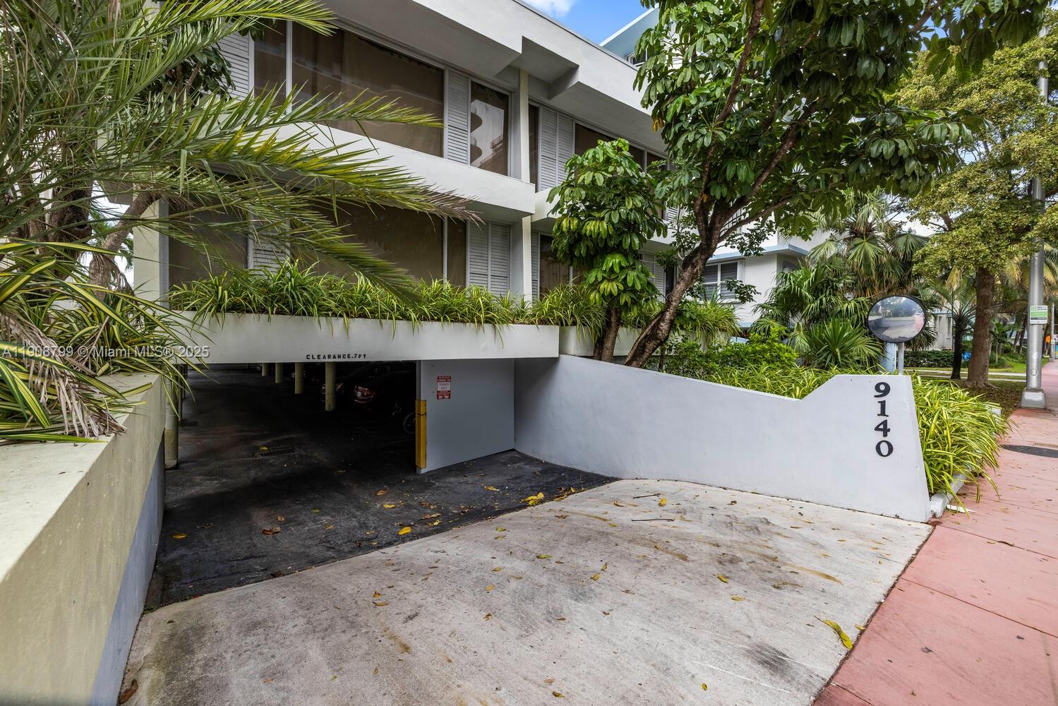 9140 COLLINS AVE CONDO - Residential
