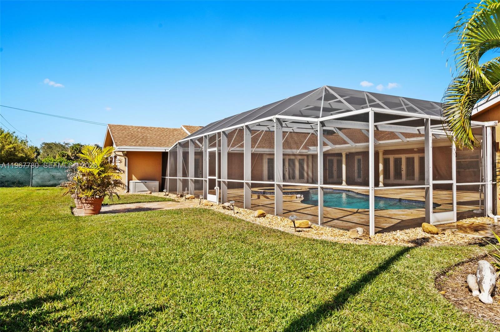 REPLAT PORT OF CAPE CUTLE - Residential