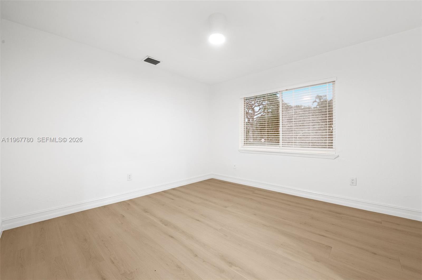 REPLAT PORT OF CAPE CUTLE - Residential