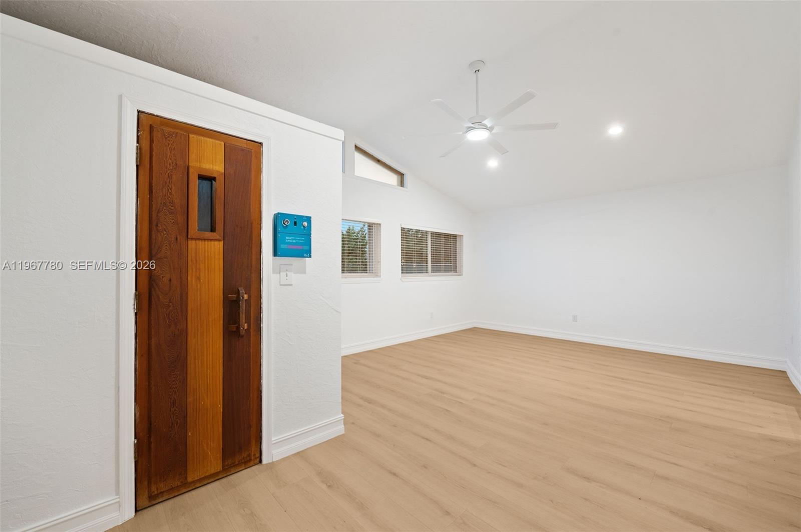 REPLAT PORT OF CAPE CUTLE - Residential