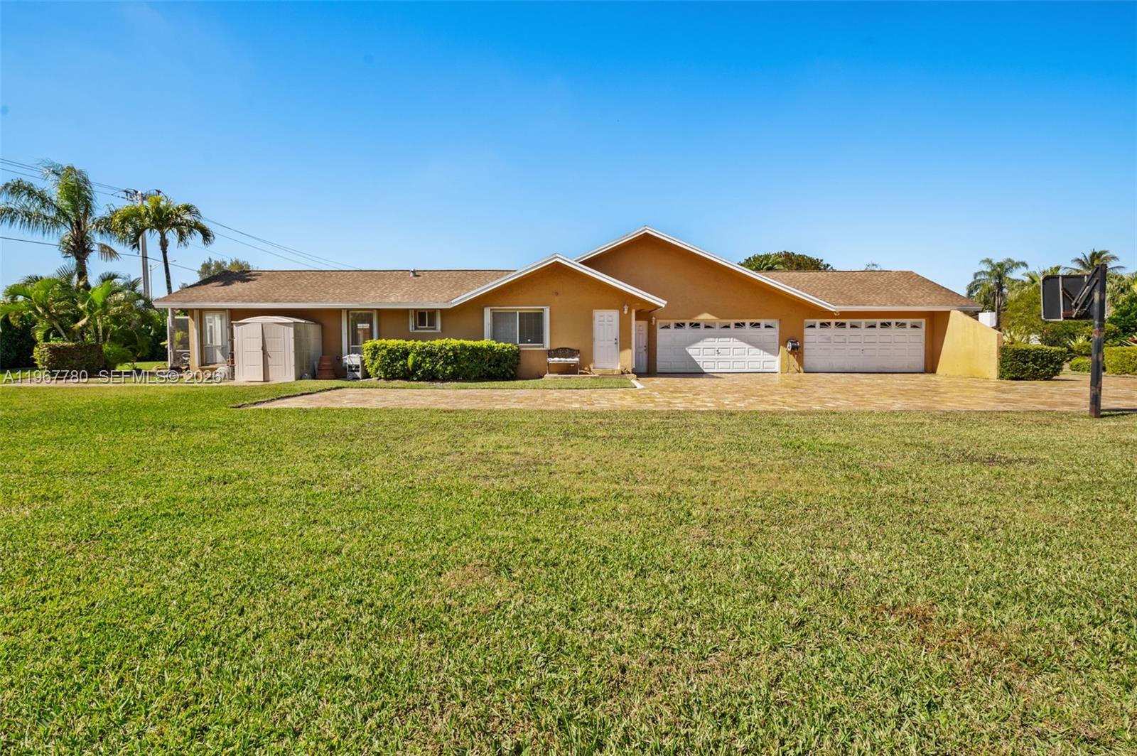 REPLAT PORT OF CAPE CUTLE - Residential