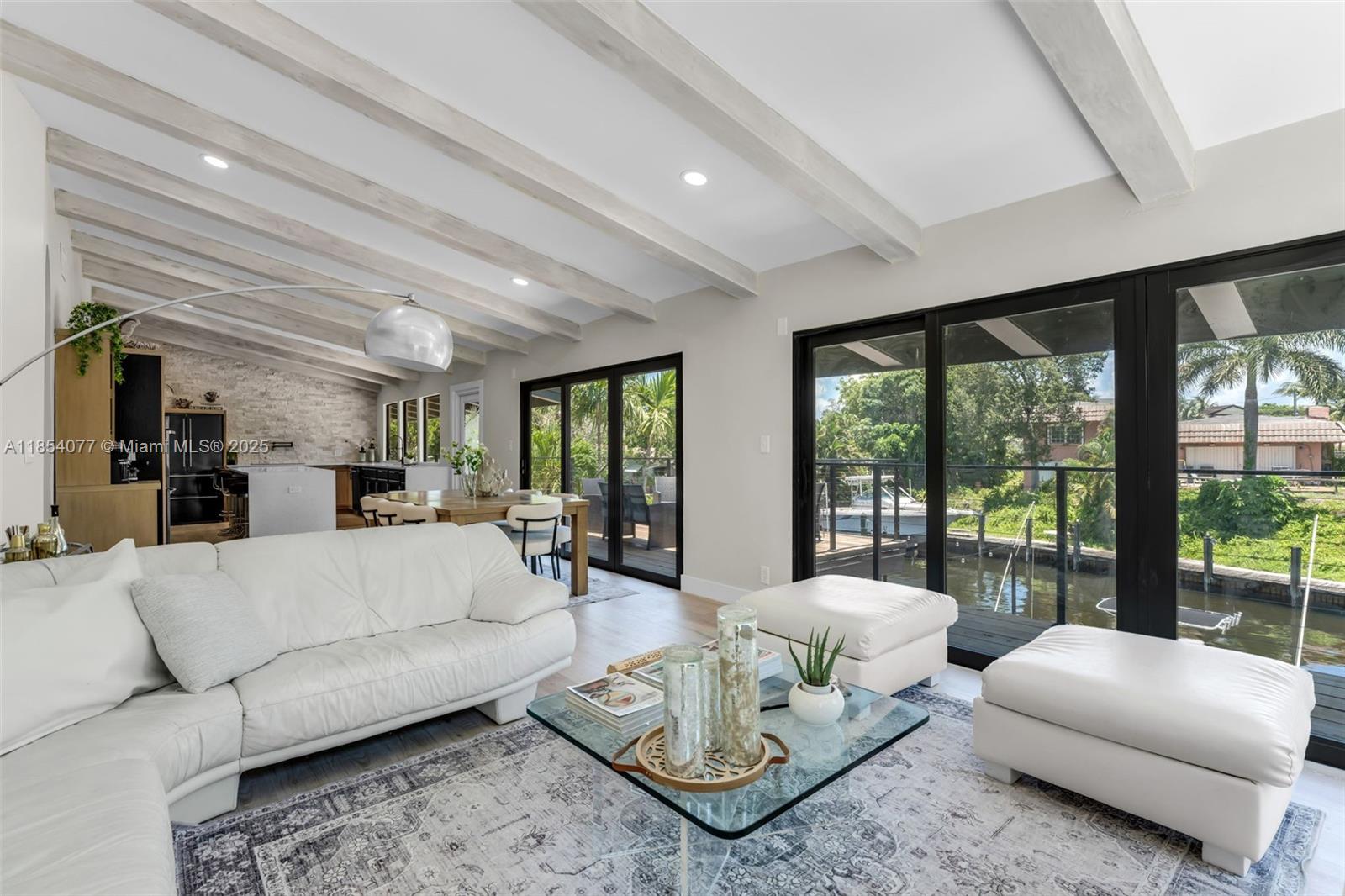 TWIN OAKS - Residential