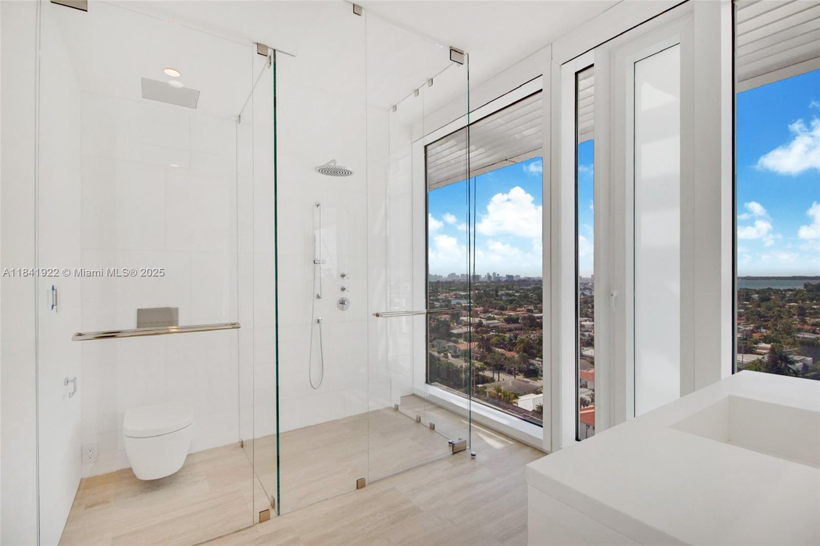 SURF CLUB CONDO - Residential