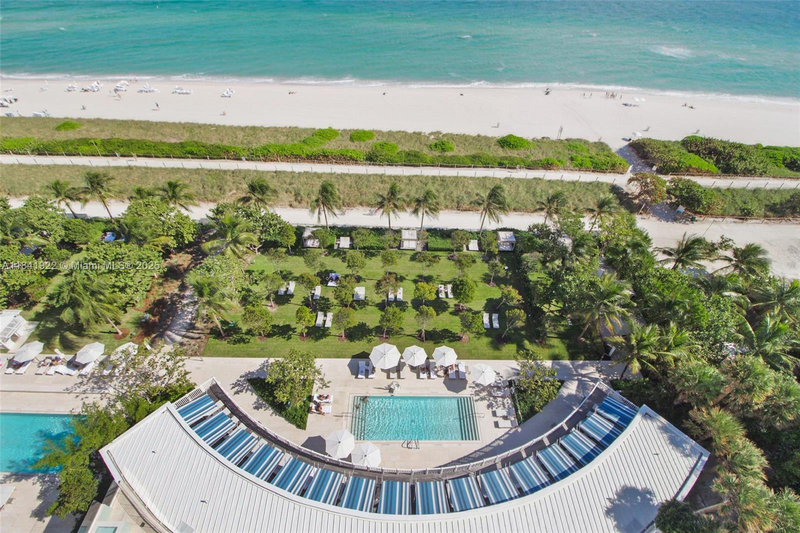 SURF CLUB CONDO - Residential