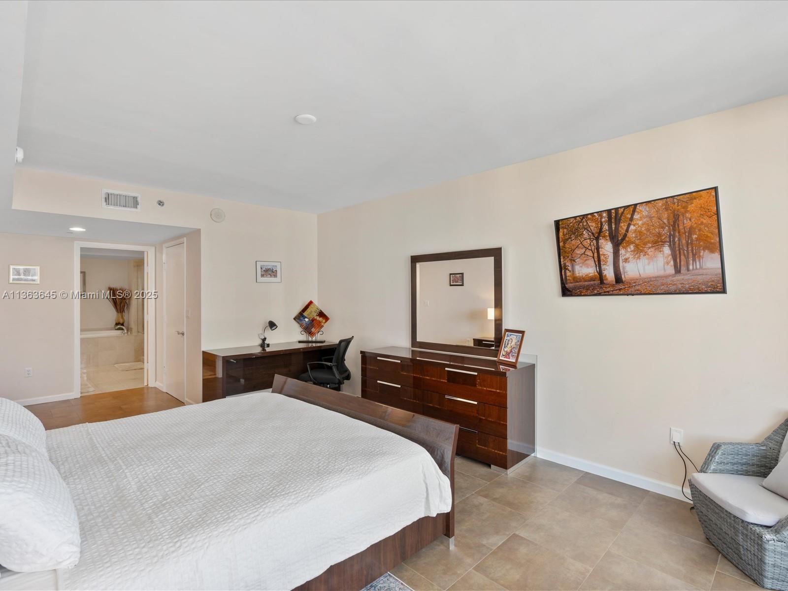 BEACH CLUB TWO CONDO - Residential Lease