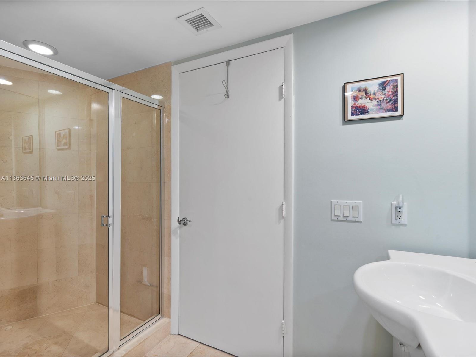 BEACH CLUB TWO CONDO - Residential Lease