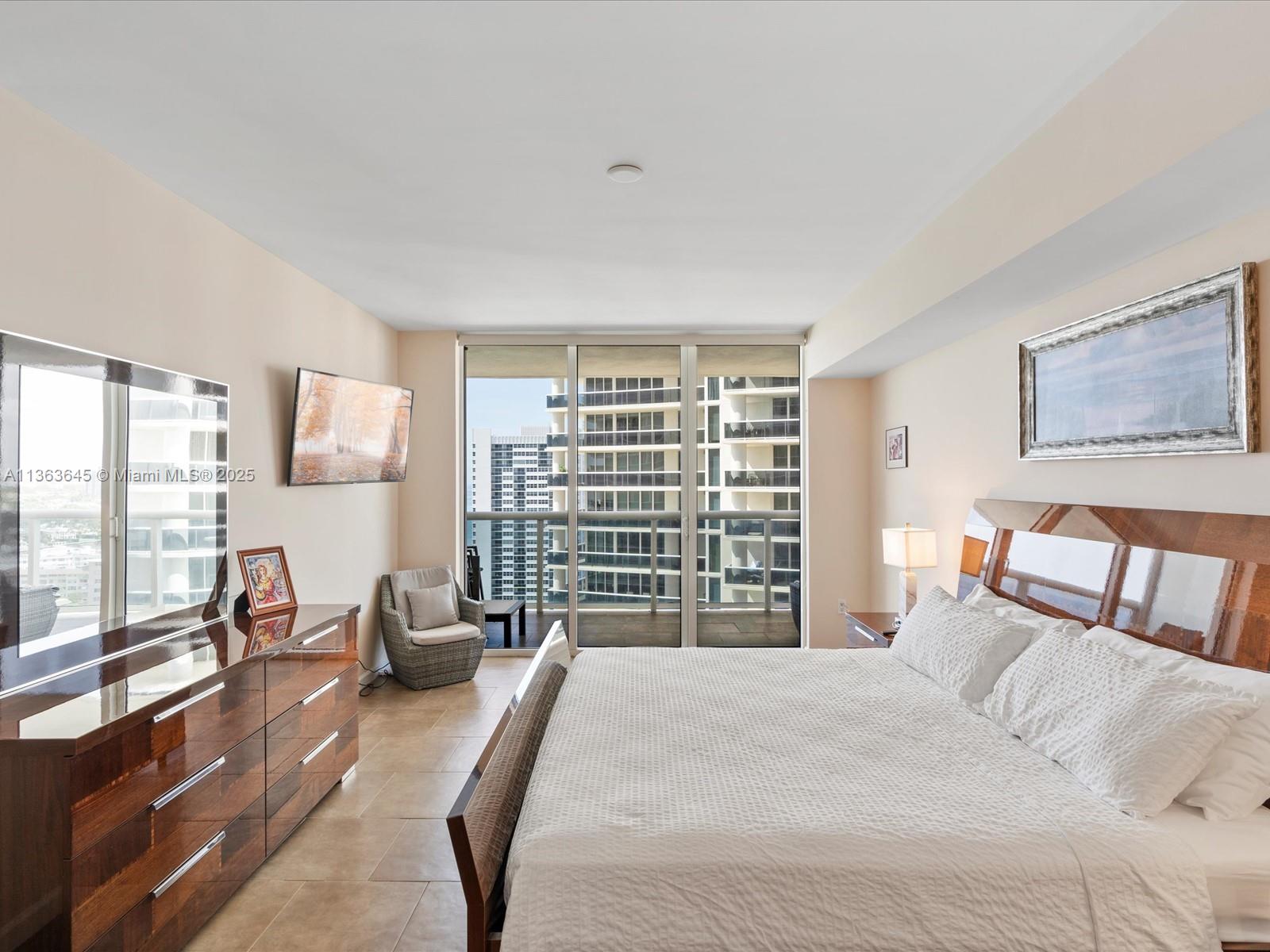 BEACH CLUB TWO CONDO - Residential Lease