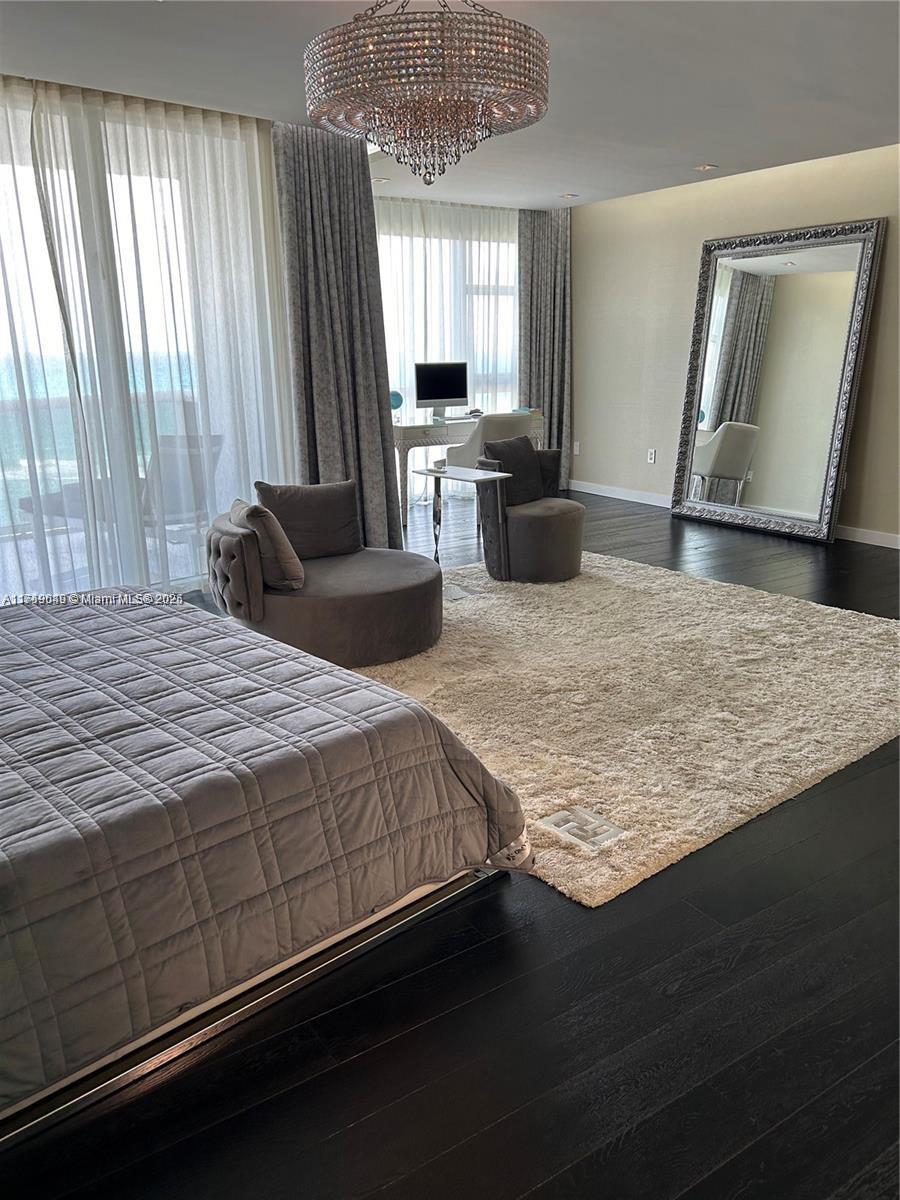 TRUMP ROYALE CONDO - Residential