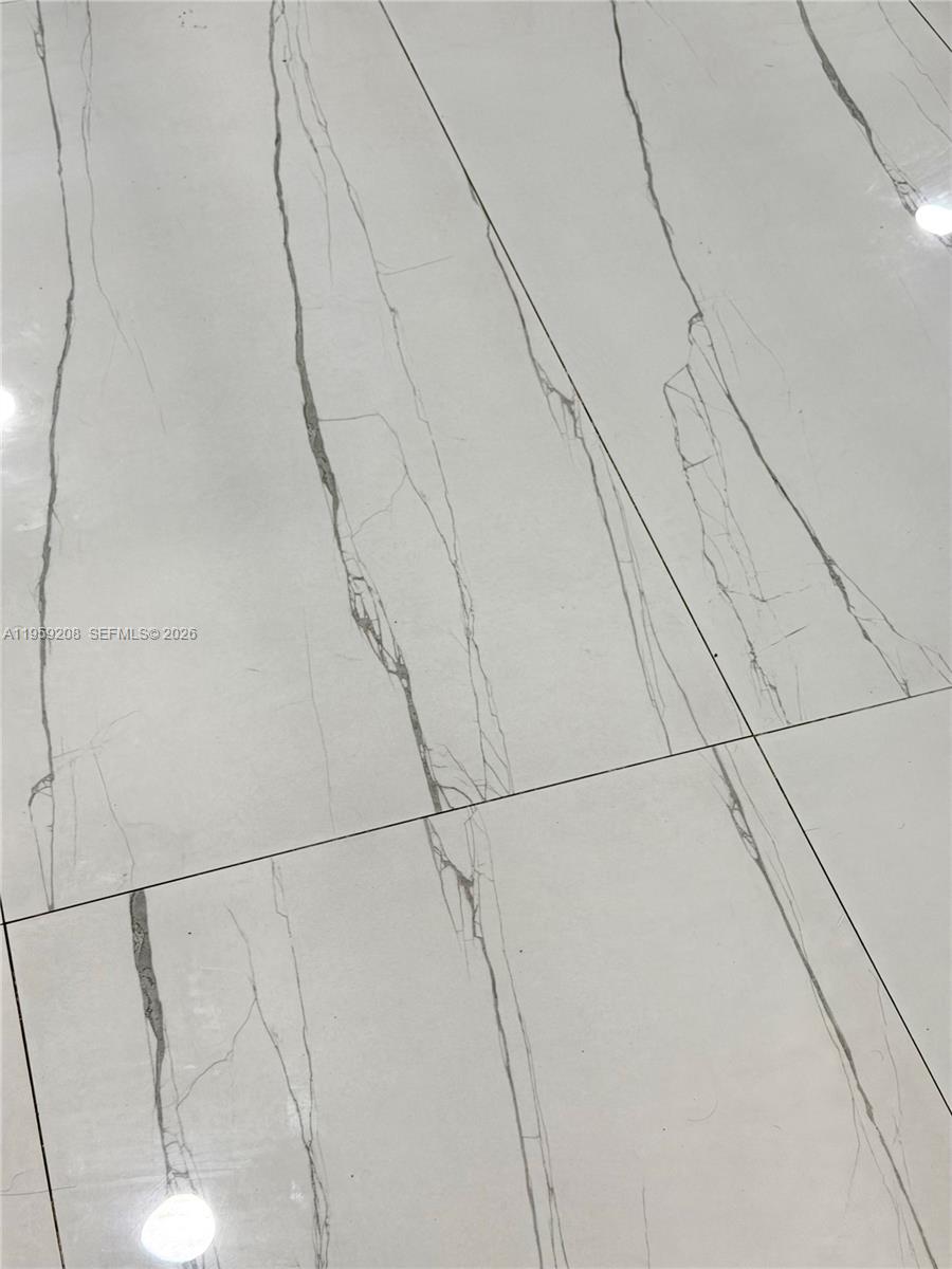 NORTH ANDREWS GARDENS FIR - Residential